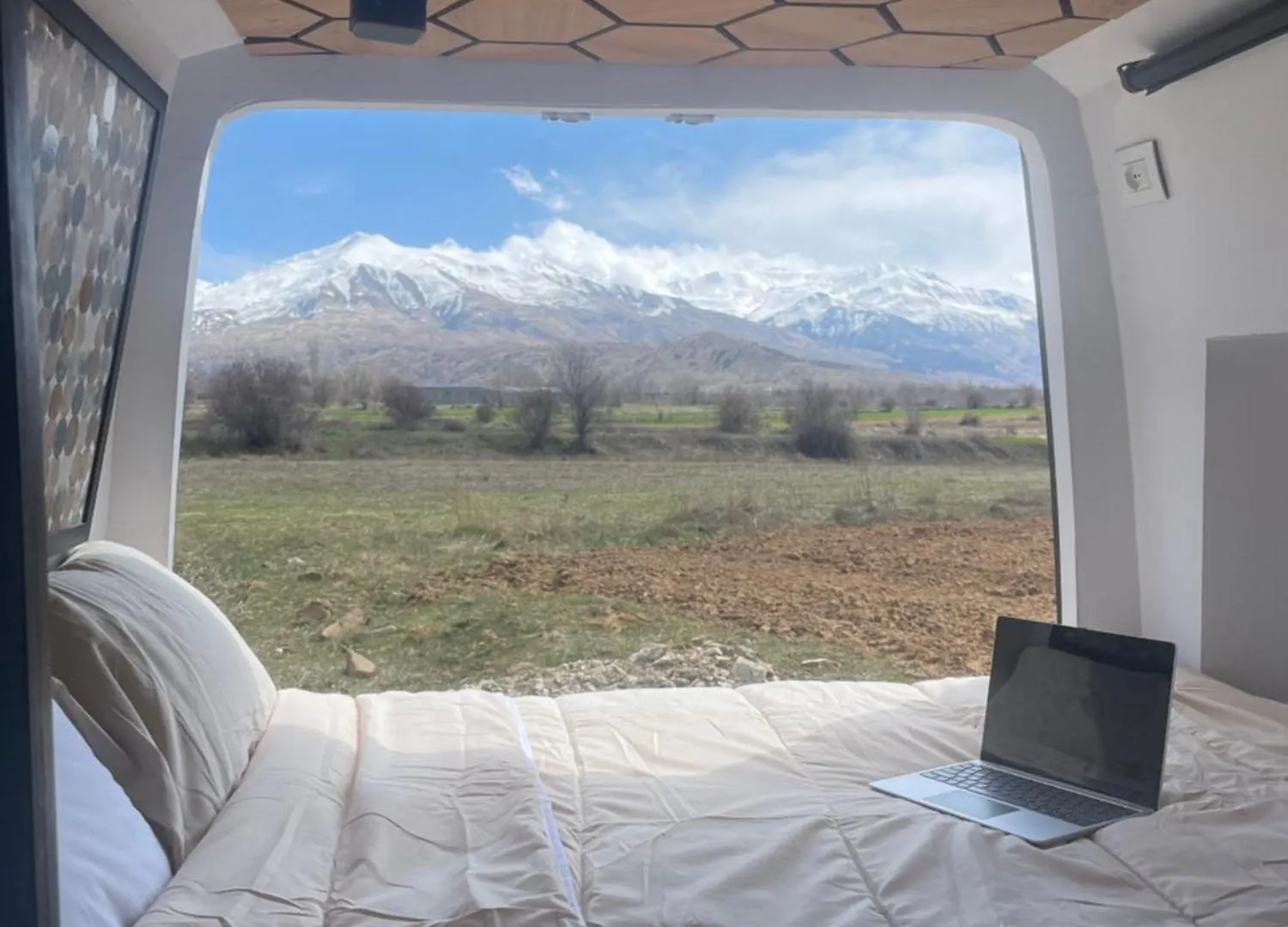 Alvanture Premium Camper Tirana 0*,  Albanien